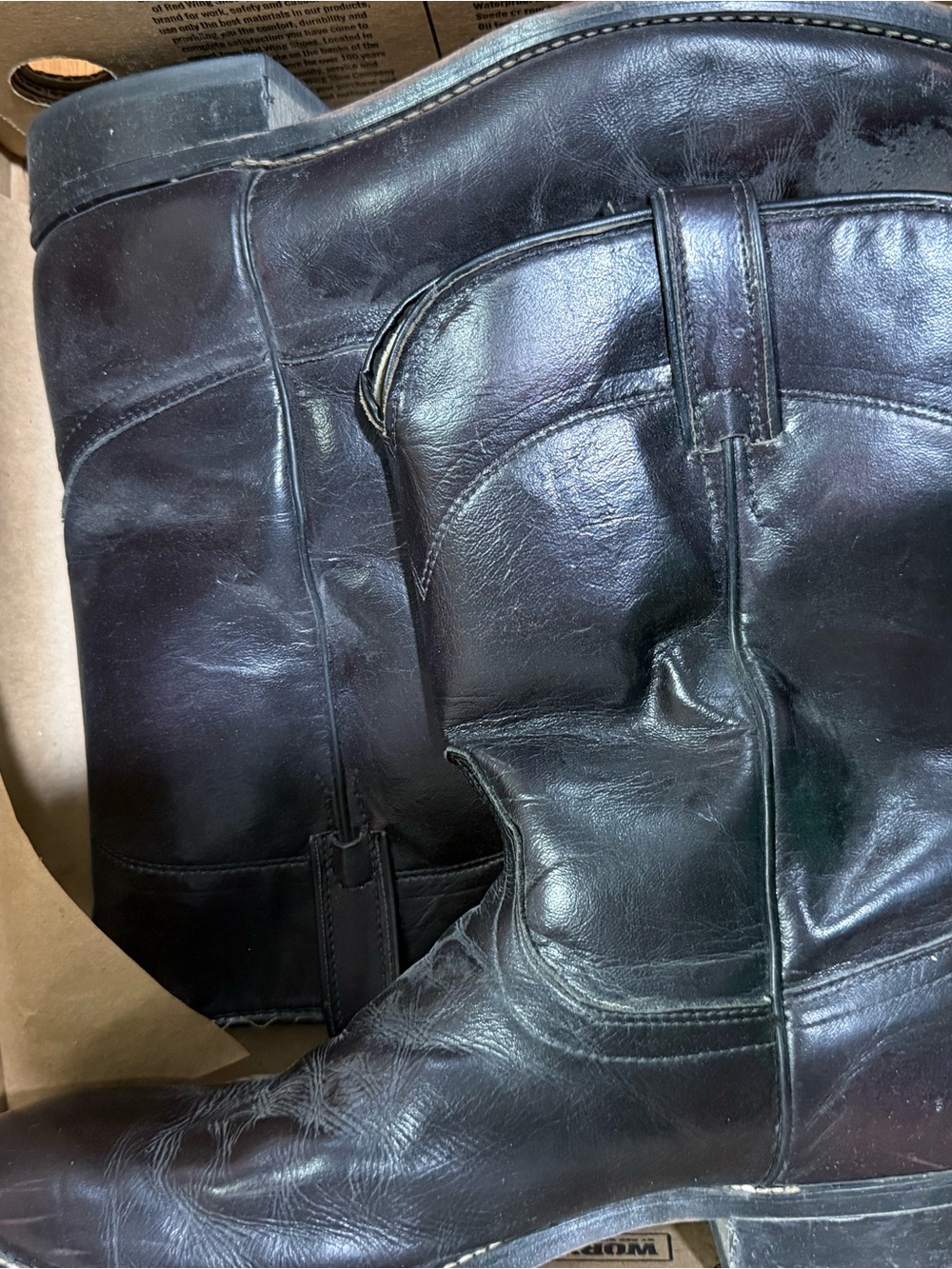 Red Wing Shoes Black Leather Men’s Pull-On Boots